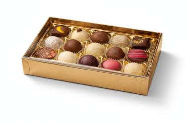 Pralinenverpackung für 15 Pralinen Goldboden